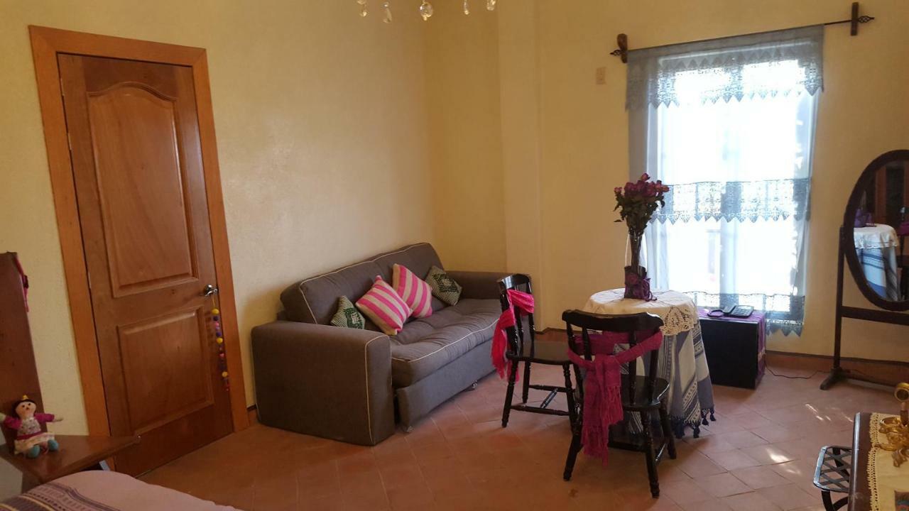 La Casona Azul Bed N Breakfast Santa Rosa de Jauregui Экстерьер фото