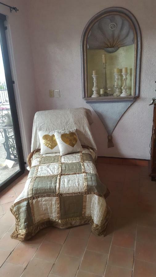 La Casona Azul Bed N Breakfast Santa Rosa de Jauregui Экстерьер фото