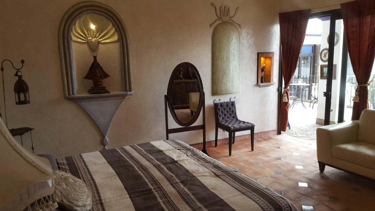 La Casona Azul Bed N Breakfast Santa Rosa de Jauregui Экстерьер фото