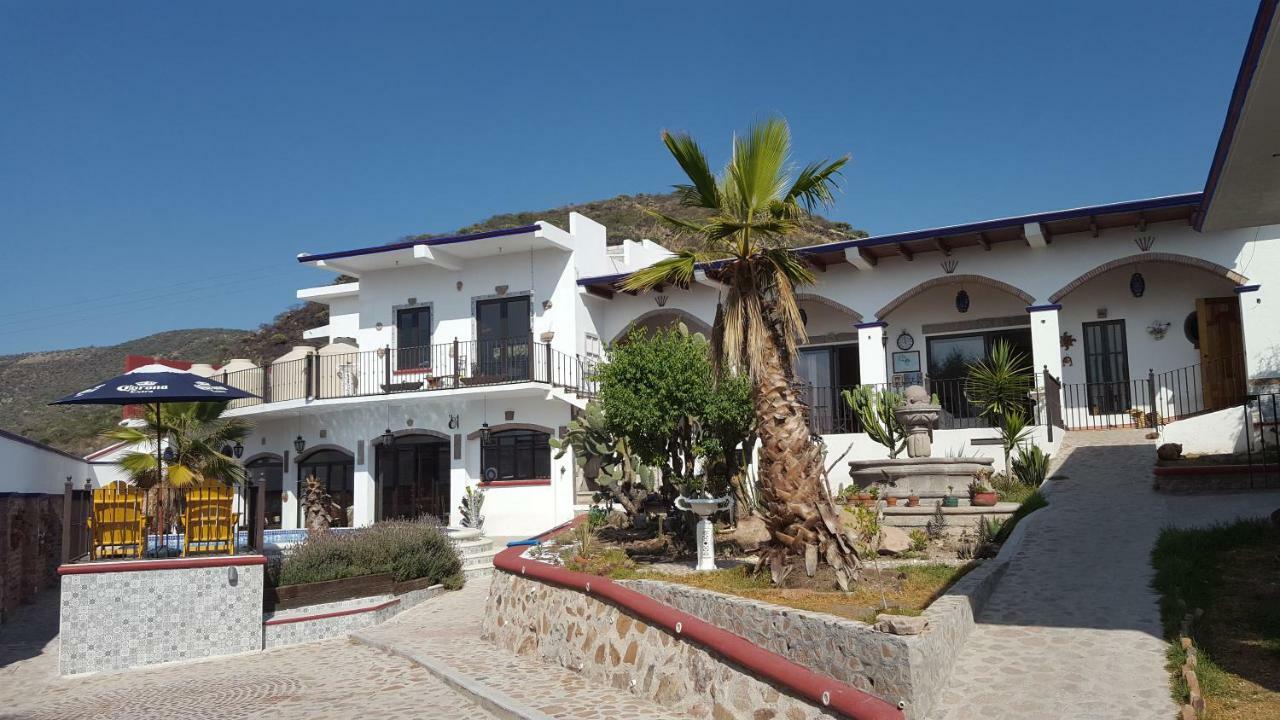 La Casona Azul Bed N Breakfast Santa Rosa de Jauregui Экстерьер фото