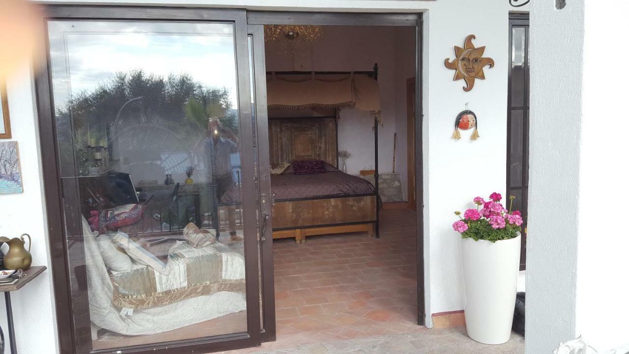 La Casona Azul Bed N Breakfast Santa Rosa de Jauregui Экстерьер фото