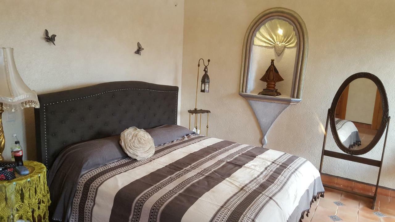La Casona Azul Bed N Breakfast Santa Rosa de Jauregui Экстерьер фото